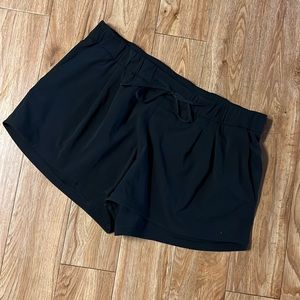 Lululemon Stroll at Sundown Shorts